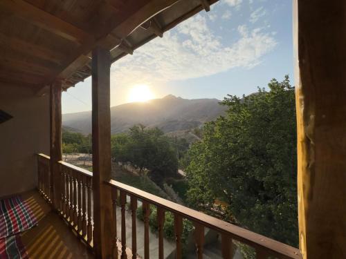 Nur Homestay in Nurata Mountains