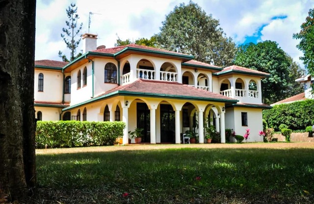 Nyari estate