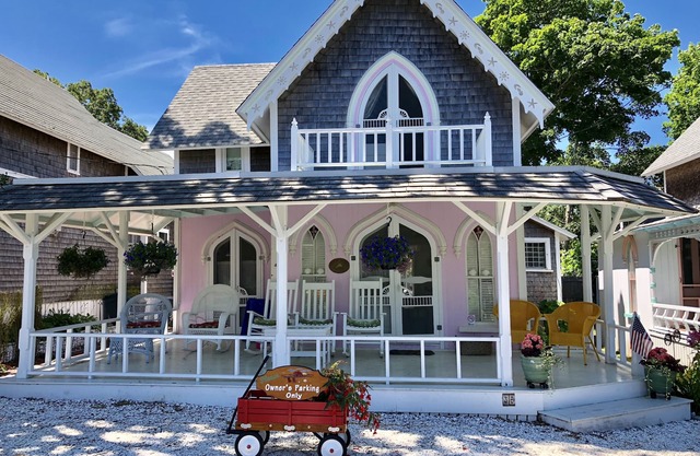 Oak Bluffs Gingerbread Cottage near Downtown, Beach, Ferry and Ocean Park!