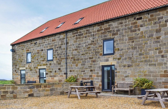 Oak Cottage - UK48269