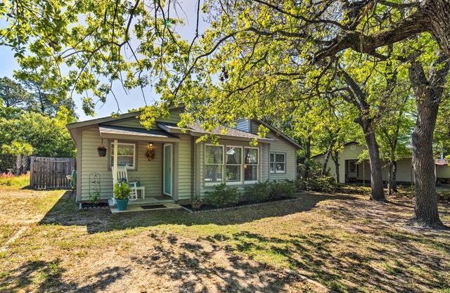 Oak Island Home w/Fenced Yard, Walk to Long Beach