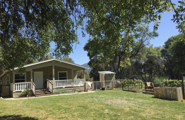 Oak Rock Hideaway ~ A Tranquil Mountain Setting With Easy Access To Yosemite
