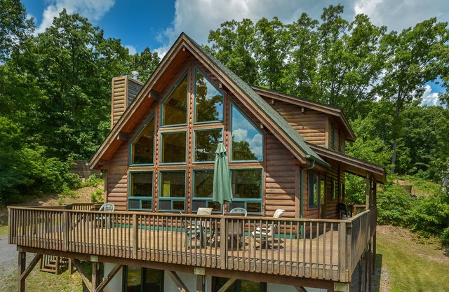 Oak View Ridge | Impressive Home, Tranquil Setting