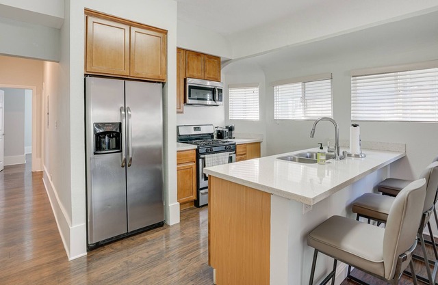 Oakland Vacation Rental ~ 10 Mi to San Francisco!