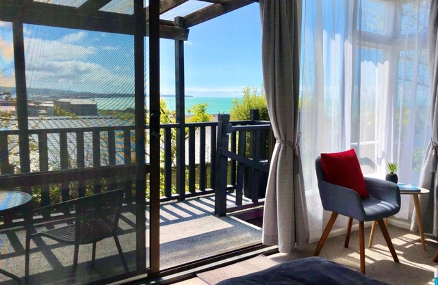 Oamaru Harbour Nest