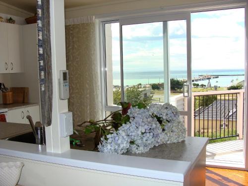 Oamaru Pink Cottage