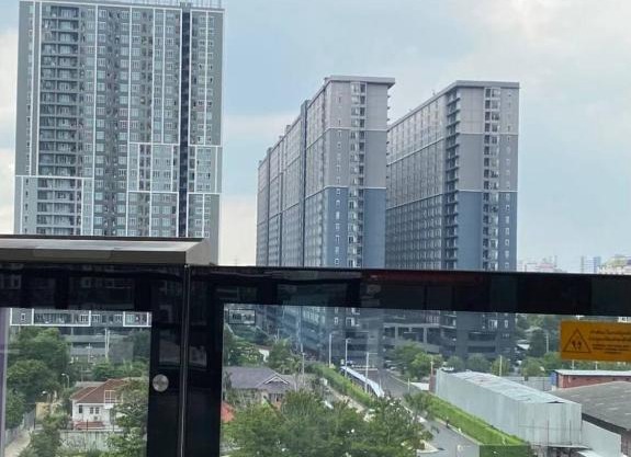 Oasis Regent