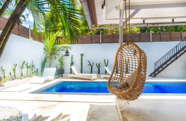Oberoi Luxury Villa 1 - KuDeTa