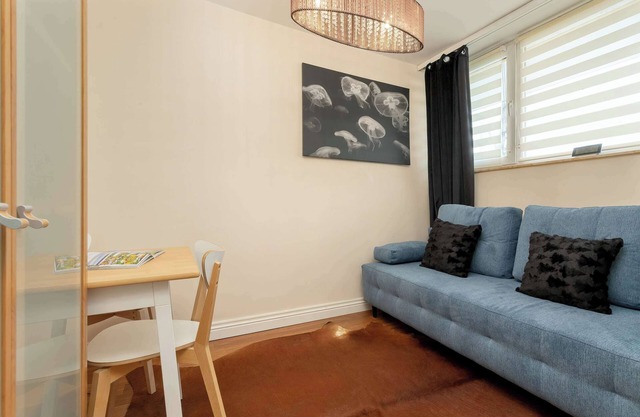 Obrońców Wybrzeża 6B|Compact Studio|Pet-friendly