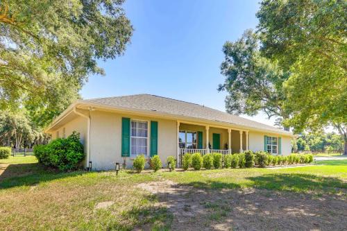 Ocala Retreat, 2 Mi to World Equestrian Center!