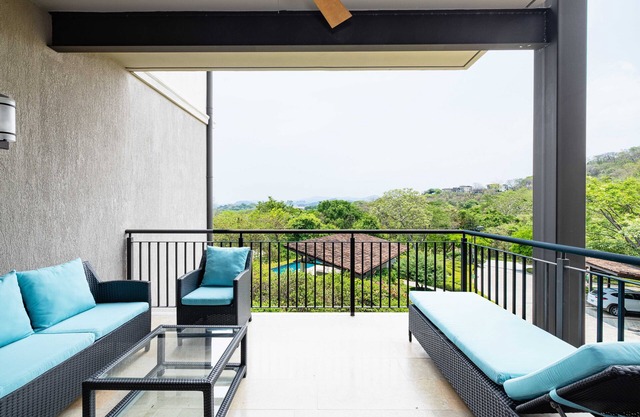 Ocean and forest views bring the natural beauty of Costa Rica to you.