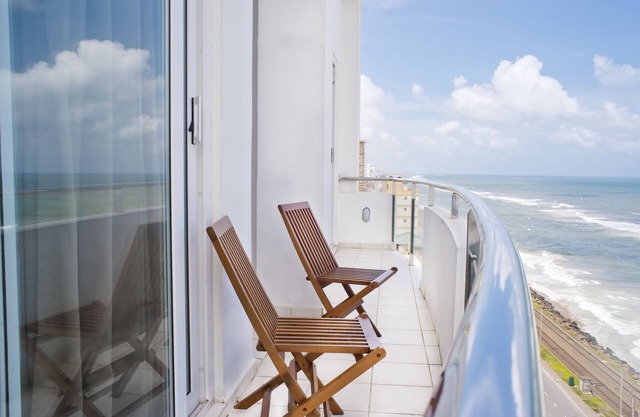 Ocean Edge Suites & Hotel Colombo