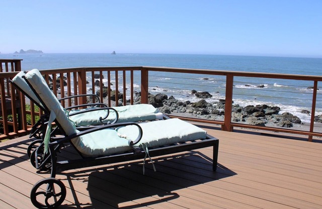 Ocean Front Cabin 15 Jacuzzi Sensational Views