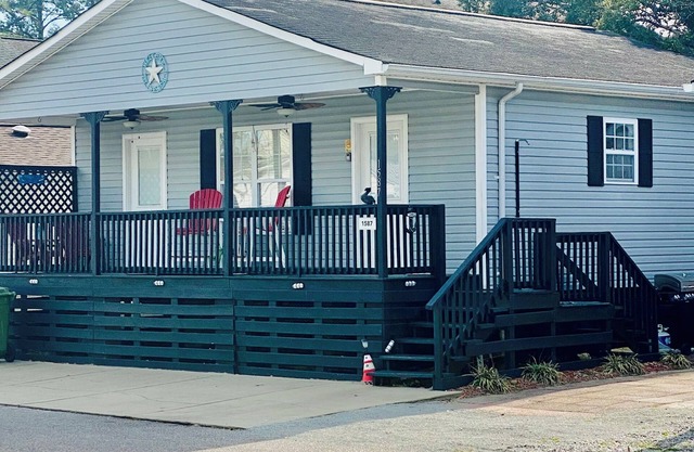 Ocean Lakes #1587 Cozy Beach Bungalow golf cart available