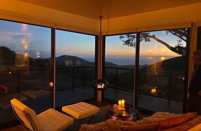 Ocean & National Park Views +142 miles of trails, just minutes to San Francisco