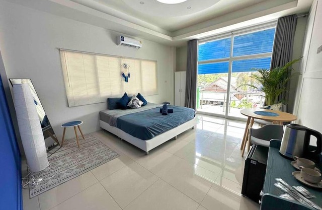 Ocean room