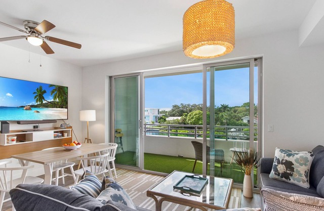 Ocean Style 1/1.5 Condo The Strand Water View!