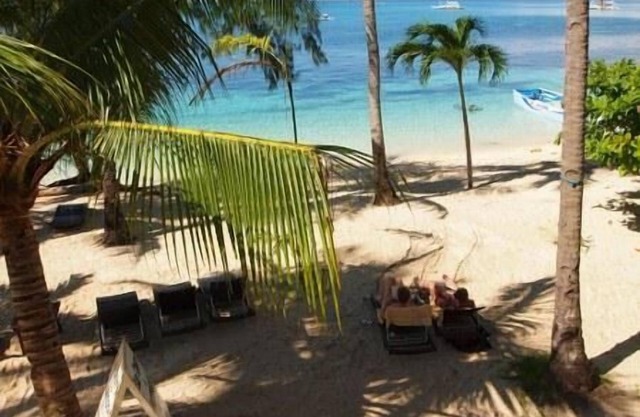 Ocean Vida Beach and Dive Resort