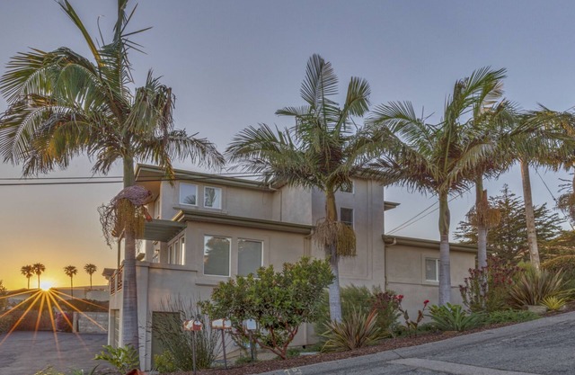 Ocean View Condo in Prime Location