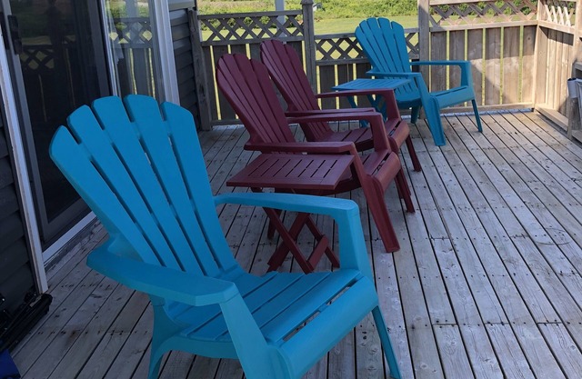 Ocean View - Cozy 1br + Den -Cute as a Button!