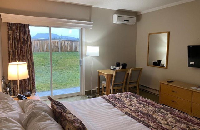 Ocean View Hotel