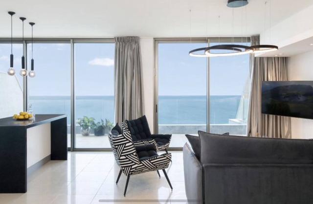 Ocean view mini penthouse on the 30th floor