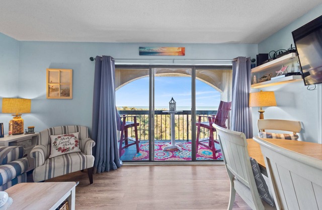 OCEAN VIEW- PETS ALLOWED!
