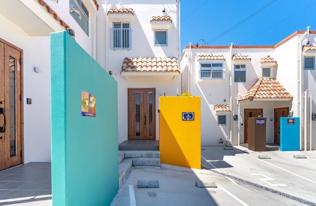 Ocean view rental villa, 8 minutes walk to Churaumi Aquarium, 2 minutes walk to Ocean Expo Park Emerald Beach entrance, free BBQ facilities