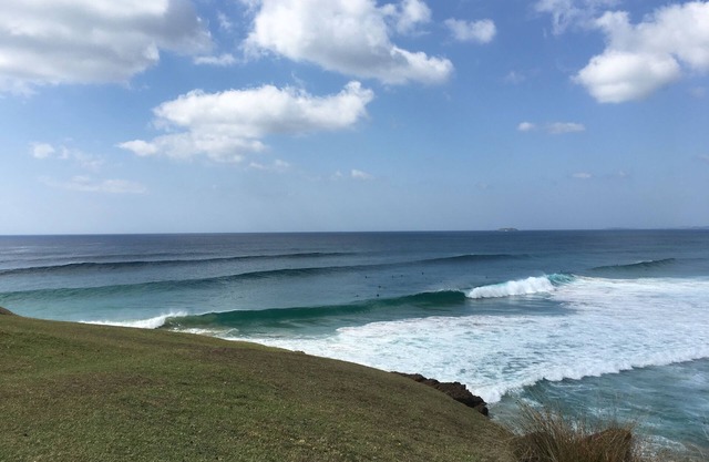 Ocean views, Kangaroos and a Beach House Getaway in the ideal destination.