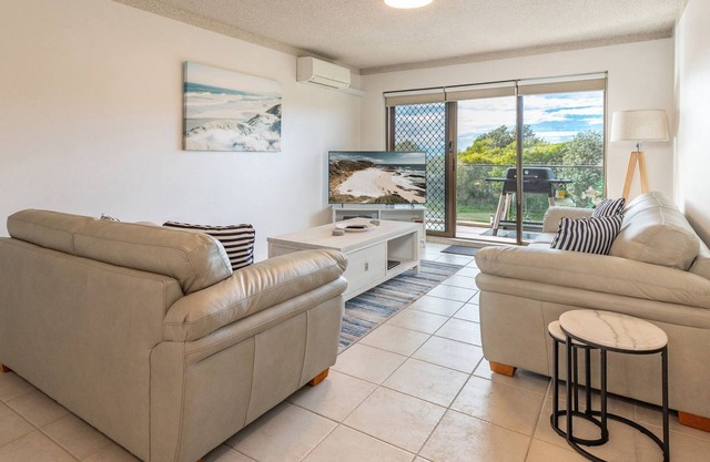 Oceancrest 12 on the Forster beachfront.