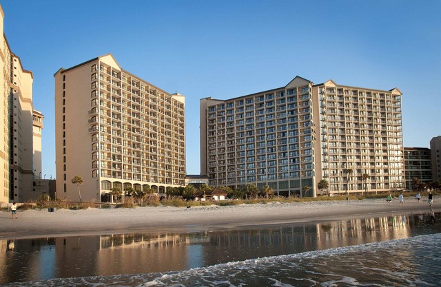 Oceanfront 2 Bedroom Condo w/Amazing View + Official On-Site Rental Privileges