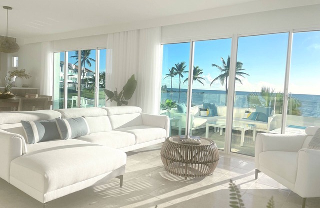 Oceanfront Caribbean Hideaway