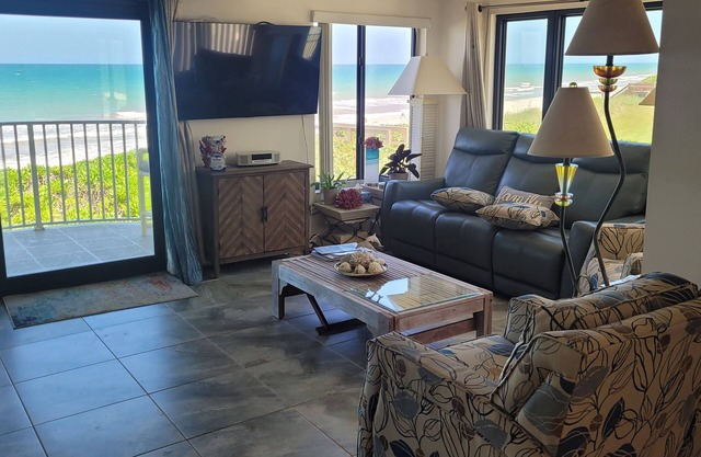 Oceanfront Condo with panoramic private beach views in Melbourne Beach