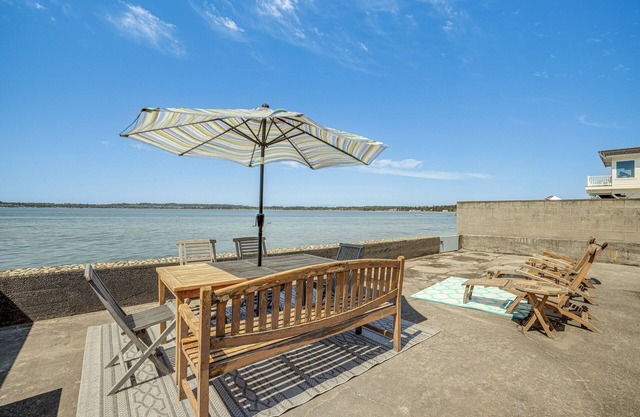 Oceanfront Cottage w/Patio & Views in Birch Bay!