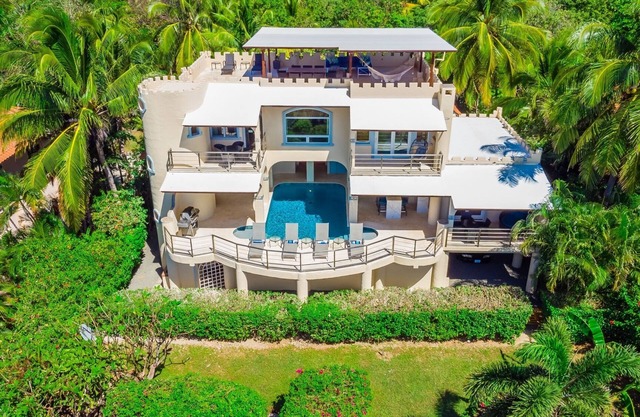 Oceanfront Dream Vacation Home with Incredible Views and Pool