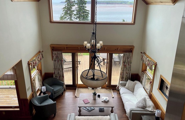 Oceanfront family vacation home on peaceful Howe Bay