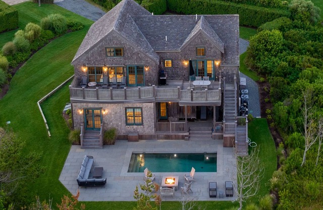 Oceanfront Madaket with heated pool and private beach path