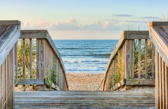 Oceanfront Margaritaville Cabana - perfect for 2