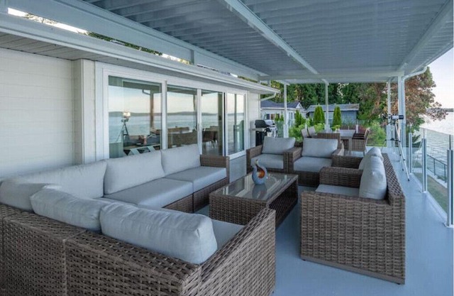 Oceanfront Villan