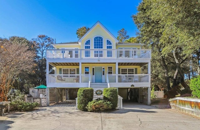 Oceanside in Corolla Light w/Pool, Walk to Beach