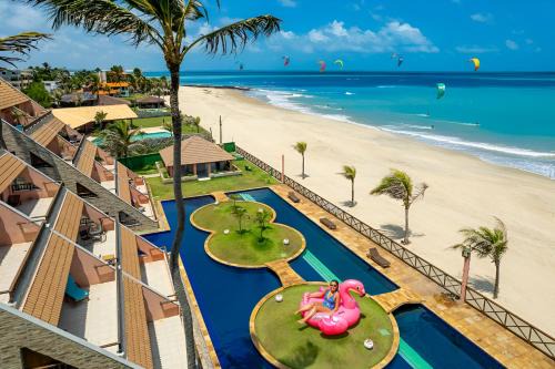 Oceanview A102 - PÉ NA ÁREA - perto do centro, 2 dormitórios, piscina, cozinha, 116m2