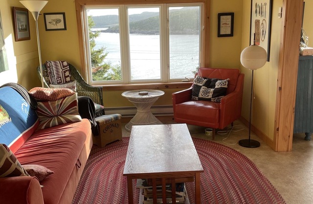 Oceanview Retreat on the Baccalieu Trail, Trinity Bay