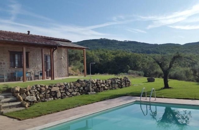 Of Colle in Colle- County house- S.Costantino