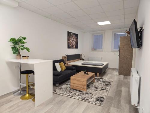 Offbase Lodging No9