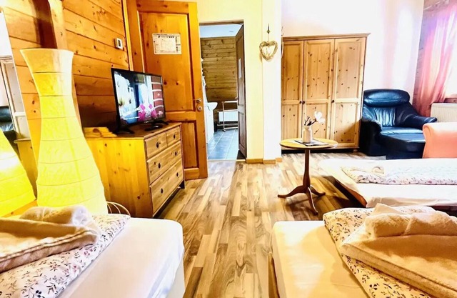 Ohana Boutique Hotel - Family Quadruple Room