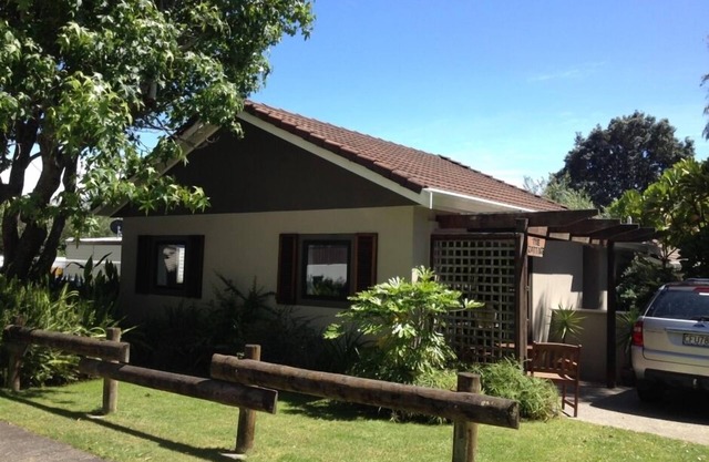 Ohope Beach Cottage, so close to the beach!
