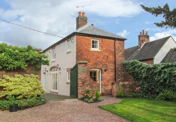 Old Church Coach House