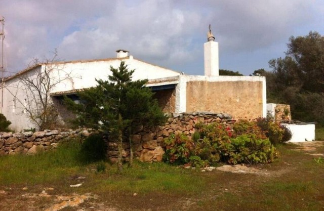 OLD HOUSE OF PAYES, CAP DE BARBERIA GARDEN AREA AND PRIVATE PARKING