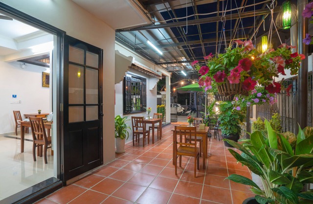 Old Lane Homestay