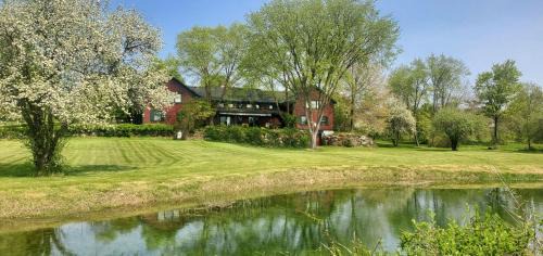 Old Orchard House
